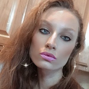 Meet your Posher, Kaylyn